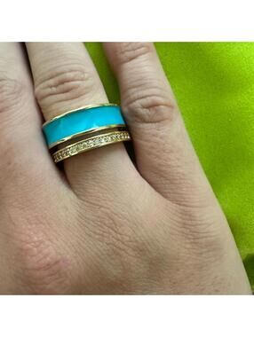 EMMA PILLS Chic Gold and Turquoise Ring with Sparkling Accents